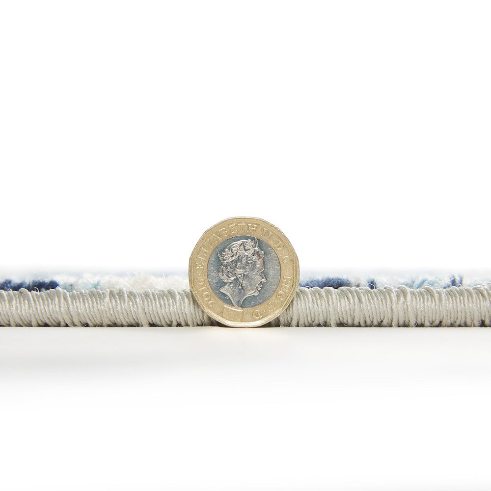 Oriental Weavers, Gilbert 90 L Distressed Rug in Blue, Grey & Cream